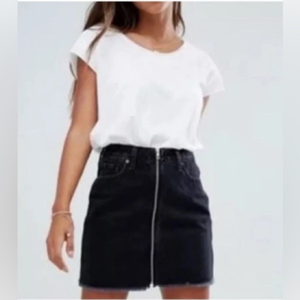 Abercrombie & Fitch grunge steampunk raw hem black denim full zip skirt NWT 24 - Picture 2 of 11